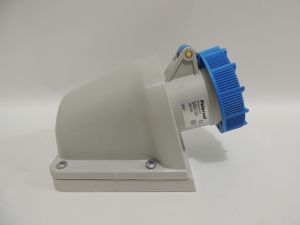 Soquete de Parede 90º 2P+T 16A 220V 6H IP67 Palazzoli 509126 Soquete de Parede 90º 2P+T 16A 220V 6H IP67 Palazzoli 509126