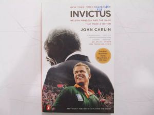 Livro Em Inglês - Invictus Nelson Mandela And The Game Livro Em Inglês - Invictus Nelson Mandela And The Game
