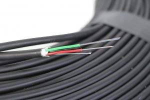 Rolo 700m Cabo Exterior de Fibra Óptica Monomodo 24FO Rolo 700m Cabo Exterior de Fibra Óptica Monomodo 24FO