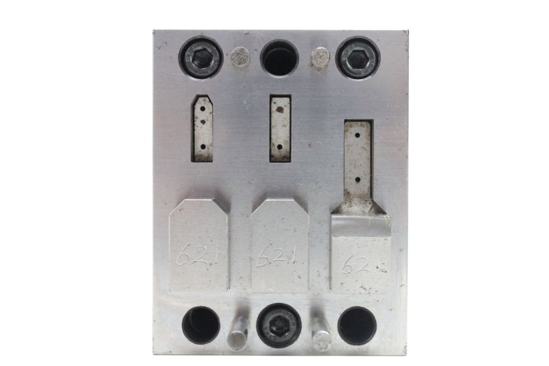 Lote de Matrizes de Estampo de Componentes Metálicos Lote de Matrizes de Estampo de Componentes Metálicos