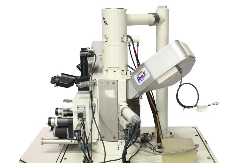Microscópio Eletrônico de Varredura (SEM) Jeol + Sistema EDS NORAN / IBEX Completo Microscópio Eletrônico de Varredura (SEM) Jeol + Sistema EDS NORAN / IBEX Completo