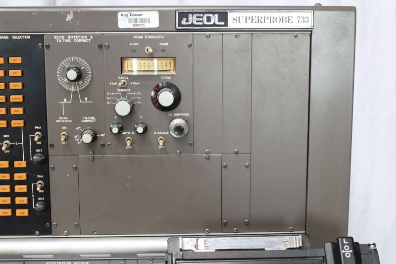 Unidade de Controle / Console JEOL Superprobe JXA-733 Electron Probe X-Ray Microanalyzer Unidade de Controle / Console JEOL Superprobe JXA-733 Electron Probe X-Ray Microanalyzer
