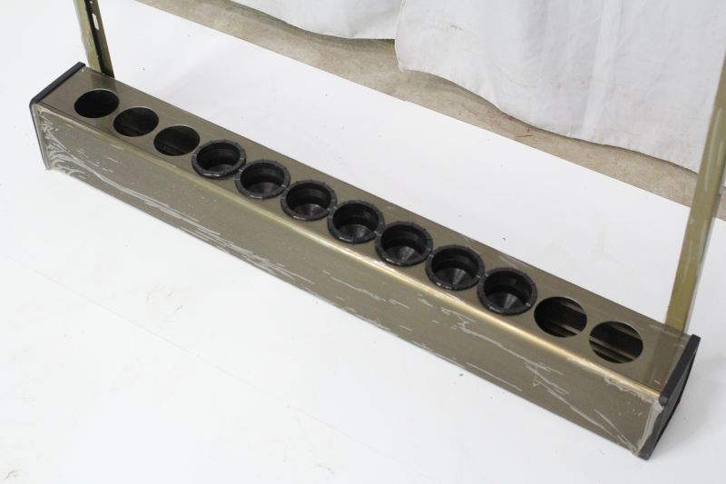 Cabeçote Manifold Solar Hi-MIN para 12 Tubos Distribuidor para Coletor Solar a Vácuo Cabeçote Manifold Solar Hi-MIN para 12 Tubos Distribuidor para Coletor Solar a Vácuo