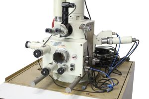 Unidade Central para Microanalisador Eletrnico Coluna e Cmara Principal JEOL (EPMA/SEM)