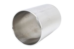 Conexão Reta Metálica Para Tubos 10cm de Comprimento e 7,6cm de Diâmetro Conexão Reta Metálica Para Tubos 10cm de Comprimento e 7,6cm de Diâmetro