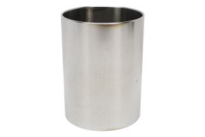 Conexão Reta Metálica Para Tubos 10cm de Comprimento e 7,6cm de Diâmetro Conexão Reta Metálica Para Tubos 10cm de Comprimento e 7,6cm de Diâmetro