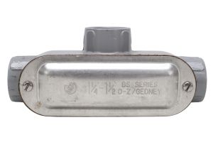 Conduíte de Alumínio Appleton Form 85 1 1/4 35T Com Tampa Conduíte de Alumínio Appleton Form 85 1 1/4 35T Com Tampa