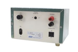Medidor de Vácuo Termopar Norton NRC 802-A Escala Microns Analógica Medidor de Vácuo Termopar Norton NRC 802-A Escala Microns Analógica