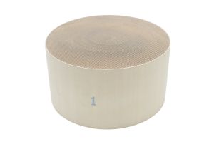 Catalisador Universal Cerâmico 143mm x 76mm Alta Eficiência Ambiental Catalisador Universal Cerâmico 143mm x 76mm Alta Eficiência Ambiental