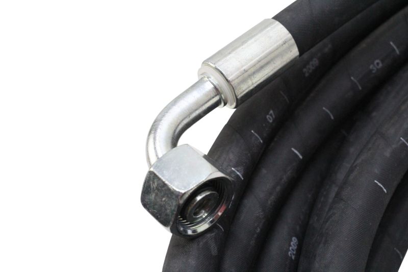 Mangueira Hidráulica R2SN DKOS 1/2x11m Plataforma Genie Mangueira Hidráulica R2SN DKOS 1/2x11m Plataforma Genie