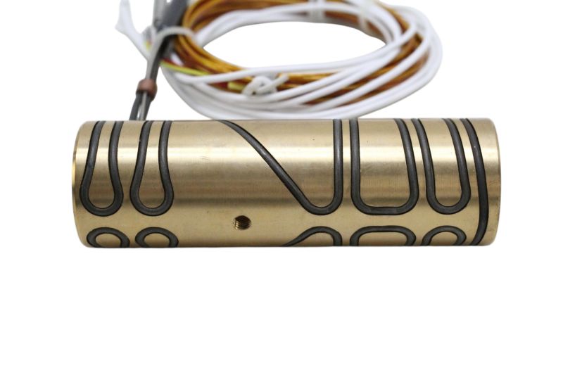 Resistência Bico Hot Runner com Termopar 240V 453W 22mm Resistência Bico Hot Runner com Termopar 240V 453W 22mm